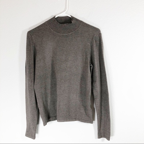 Philosophy 🔥SALE🔥brown soft long sleeve sweater Medium - Picture 2 of 4